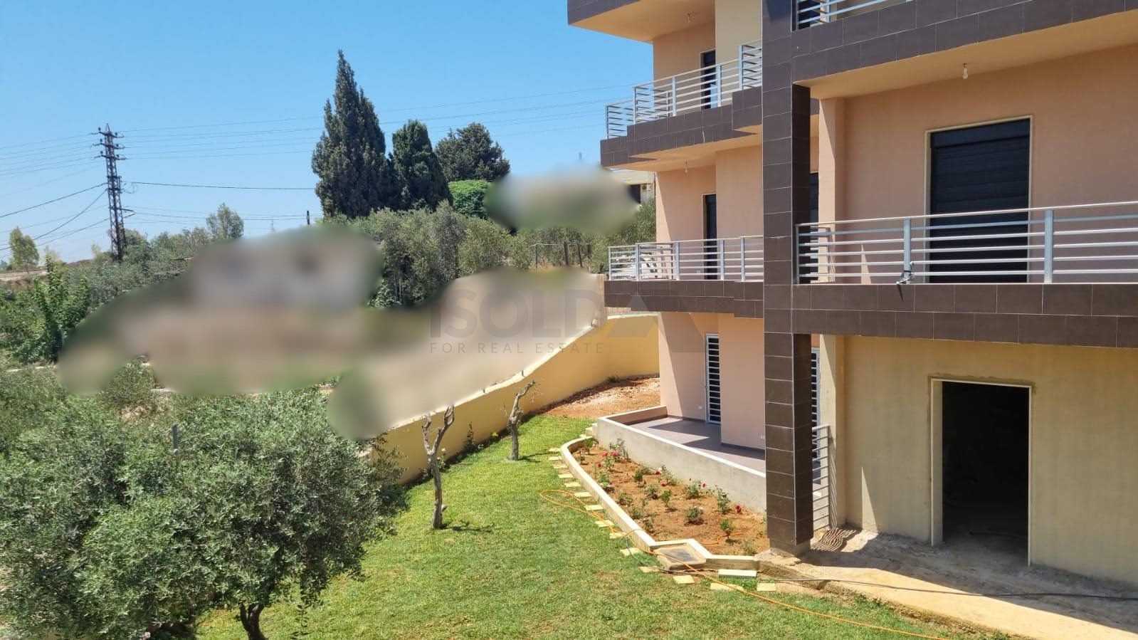 Ref (CH48.A.5)

A 136 m2 apartment for sale in Koura

Features
- Total Area: 183 m²
- Interior Area: 135.50 m²
- 3 Bedrooms
- 2 Bathrooms
- Spacious Living Room
- Dining Room
- Kitchen
- Entrance Hall
- Storage Room
- Private Balconies (32.40 m²)

Amenities
- Ground Floor Apartment
- 100 m² Private Green Space / Garden
- 15 m² Share of Common Areas
- Suitable for up to 6 occupants

Price: 900$/m 
PRICE: 121,950 $

Brokerage fees: 2.5 % in case of selling / 1 month rental value in case of rent. 

For more info, kindly contact us on 71 66 55 71 / 71 788 178 or message us on WhatsApp with your full name and the reference number of the property and we will contact you the soonest.

I SOLD is a member of the Real Estate Syndicate of Lebanon (REAL)

I SOLD (Lebanon), Zalka Highway, Zalka 690 Bld. 6th Floor



رسوم الوساطه في حاله البيع ٢٫٥ ٪ وقيمة شهر في حالة الإيجار 

للمزيد من المعلومات، يرجى الاتصال بنا على  (71788178)(96171665571+) أو مراسلتنا على الواتساب مع الإسم الكامل والرقم المرجعي للعقار وسنتواصل معك في أقرب وقت

شركة  ( أي سولد )  عضو في نقابه الوسطاء والاستشاريين العقاريين في لبنان	 